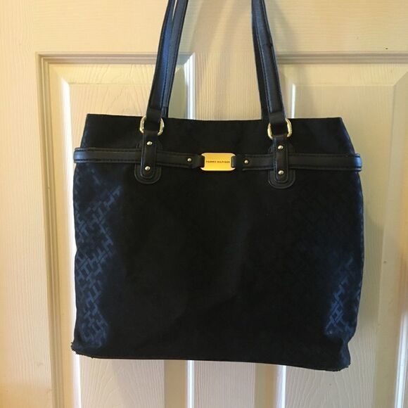 Tommy Hilfiger black signature monogram tote - Picture 1 of 14